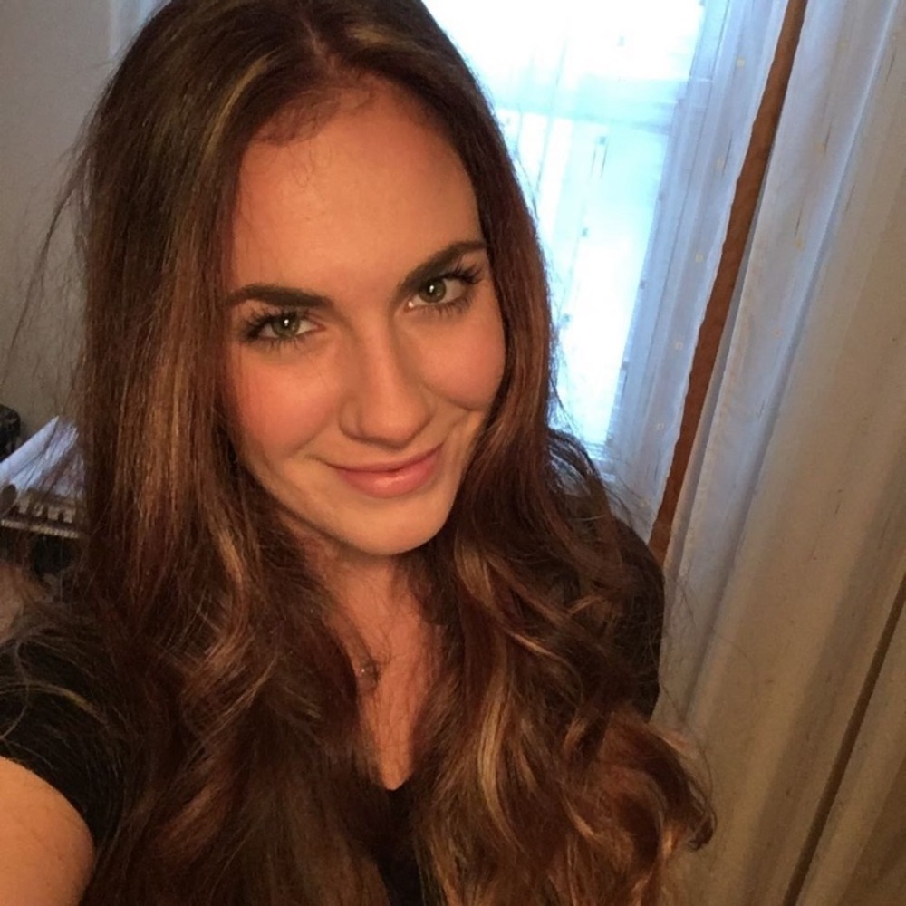 Meet your Posher, Ana